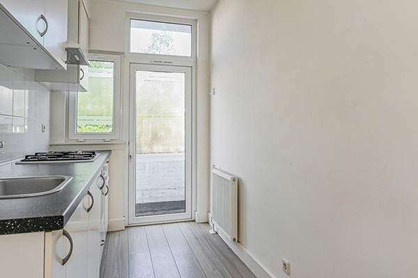 Medium property photo - Uddelstraat 93, 2573 VC Den Haag